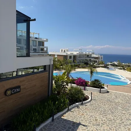 Luxury Cyprus Retreat With Rooftop & Sea View At Northern Cyprus *