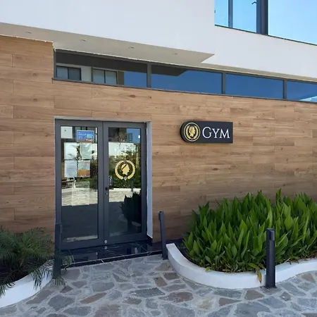 Luxury Cyprus Retreat With Rooftop & Sea View At Northern Cyprus Paralímni